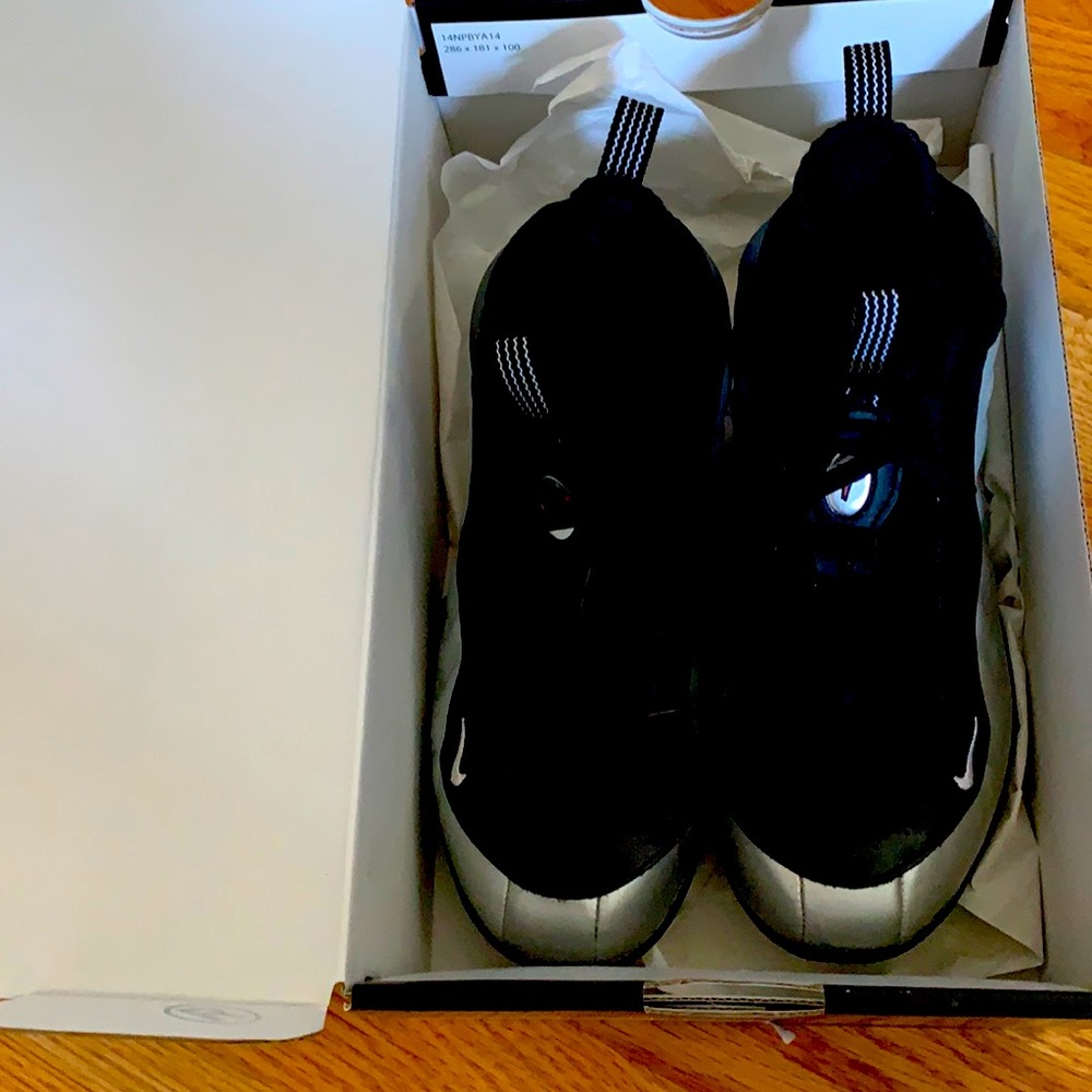 Silver Nike Foamposite (Size:1)